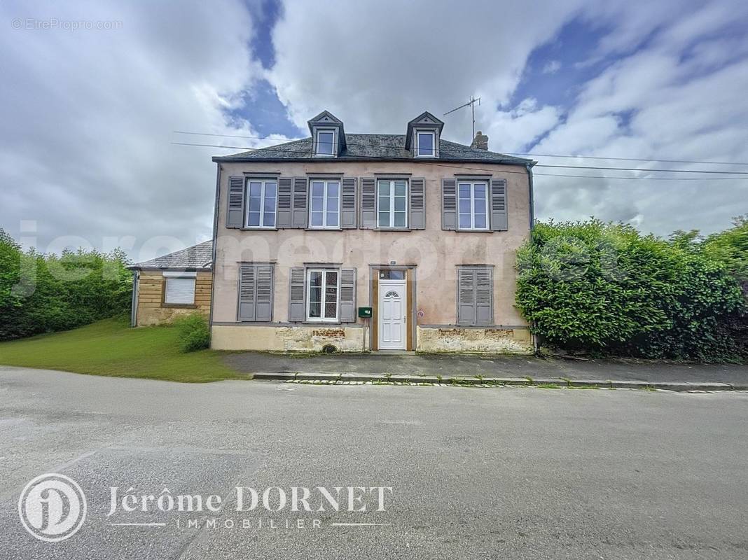 389a9-IMG-63671_1716813913_a1668ba - Maison à CREVECOEUR-LE-GRAND