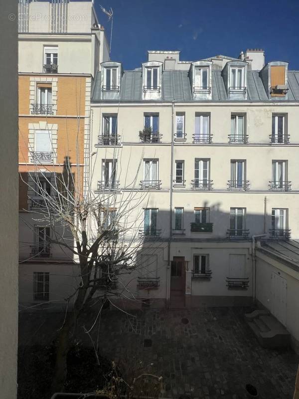 Appartement à PARIS-19E