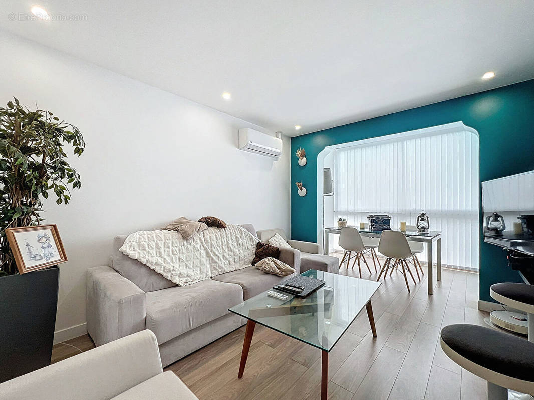 Appartement à CAGNES-SUR-MER