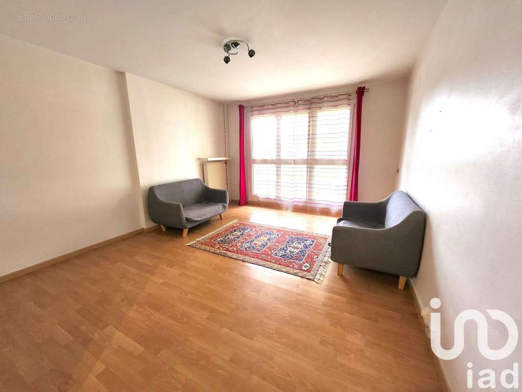 Photo 4 - Appartement à VERNEUIL-SUR-SEINE