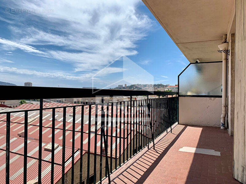 Appartement à MARSEILLE-10E