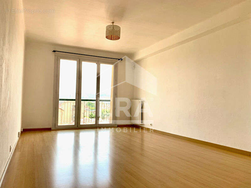 Appartement à MARSEILLE-10E