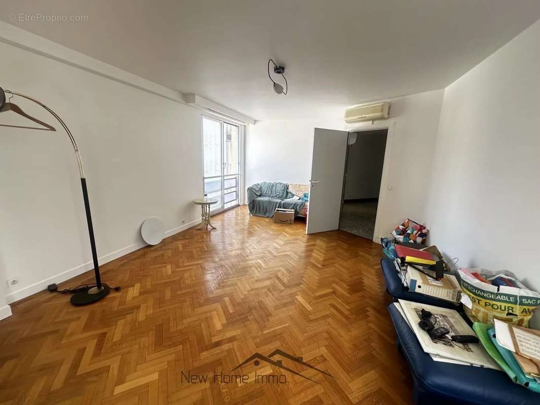 Appartement à MARSEILLE-6E