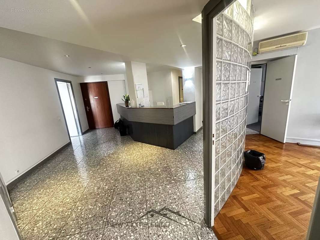 Appartement à MARSEILLE-6E