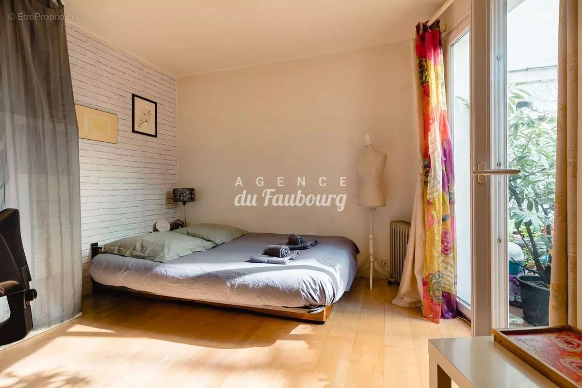 Appartement à PARIS-11E