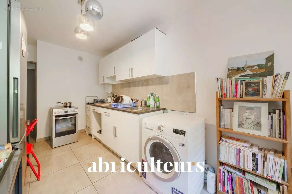 Appartement à MARSEILLE-9E