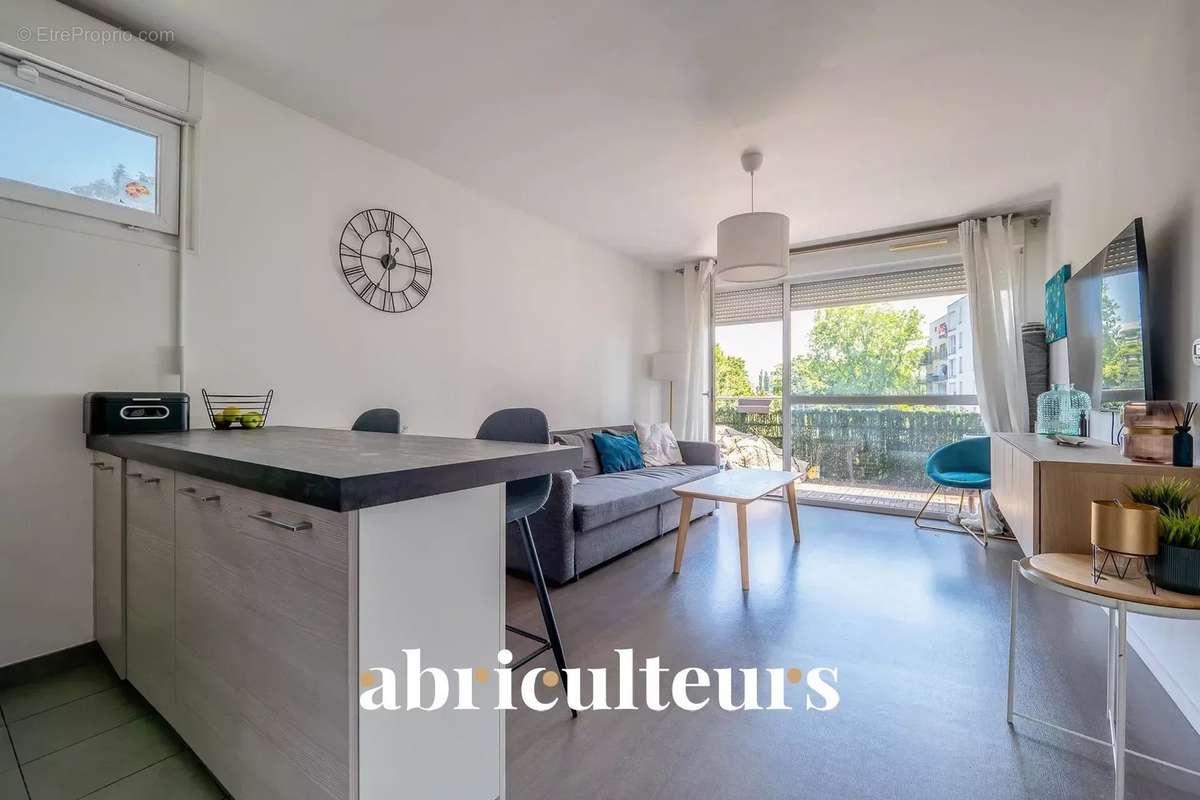 Appartement à AULNAY-SOUS-BOIS