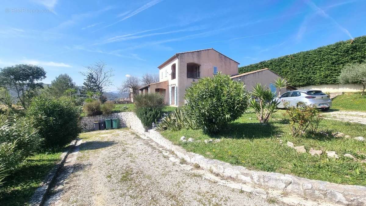 Maison à VILLENEUVE-LOUBET