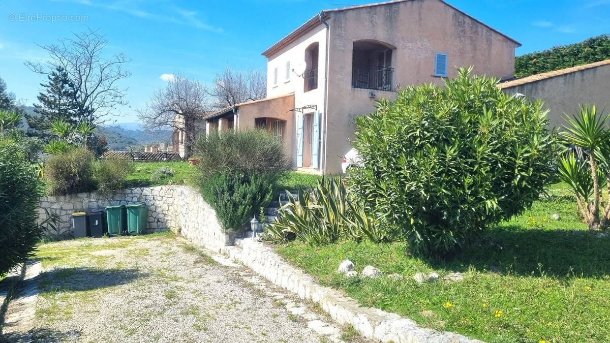 Maison à VILLENEUVE-LOUBET