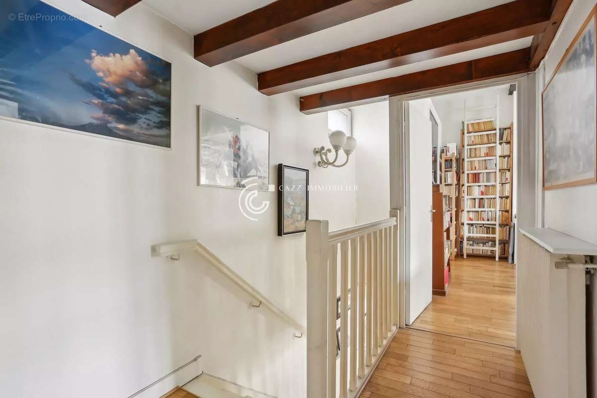 Appartement à PARIS-11E