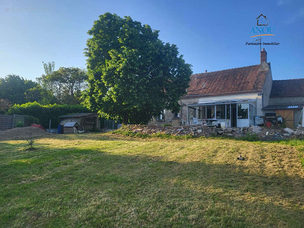 Maison à CLOYES-SUR-LE-LOIR