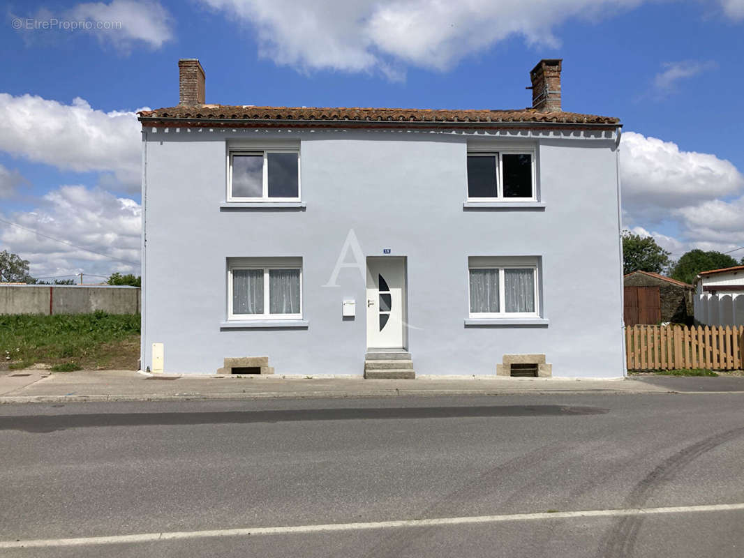 Maison à MARTINET