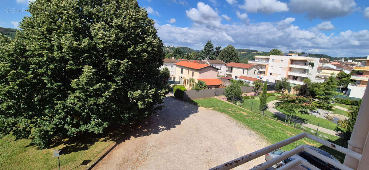 Appartement à PONT-EVEQUE