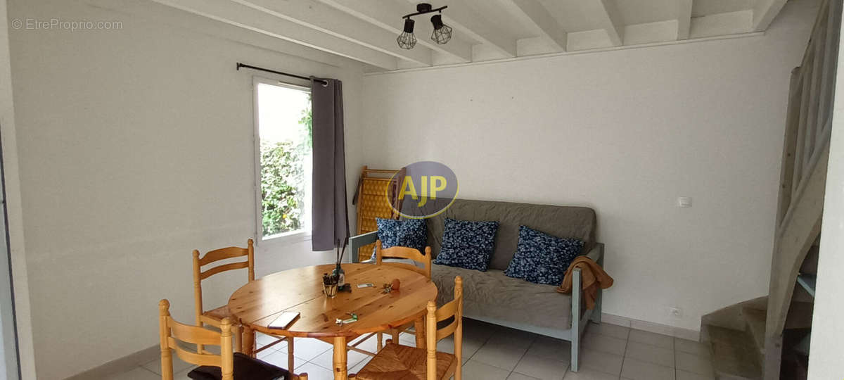 Appartement à LE VERDON-SUR-MER