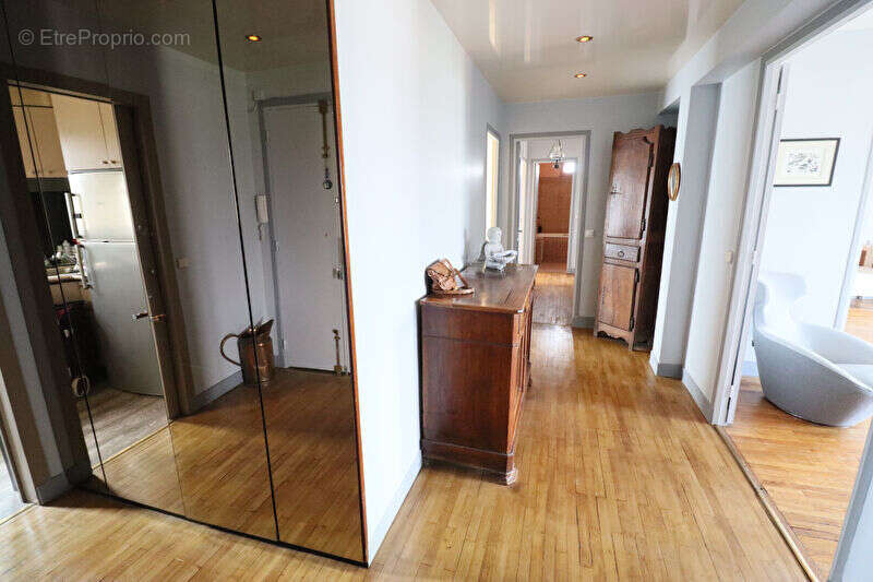 Appartement à RUEIL-MALMAISON