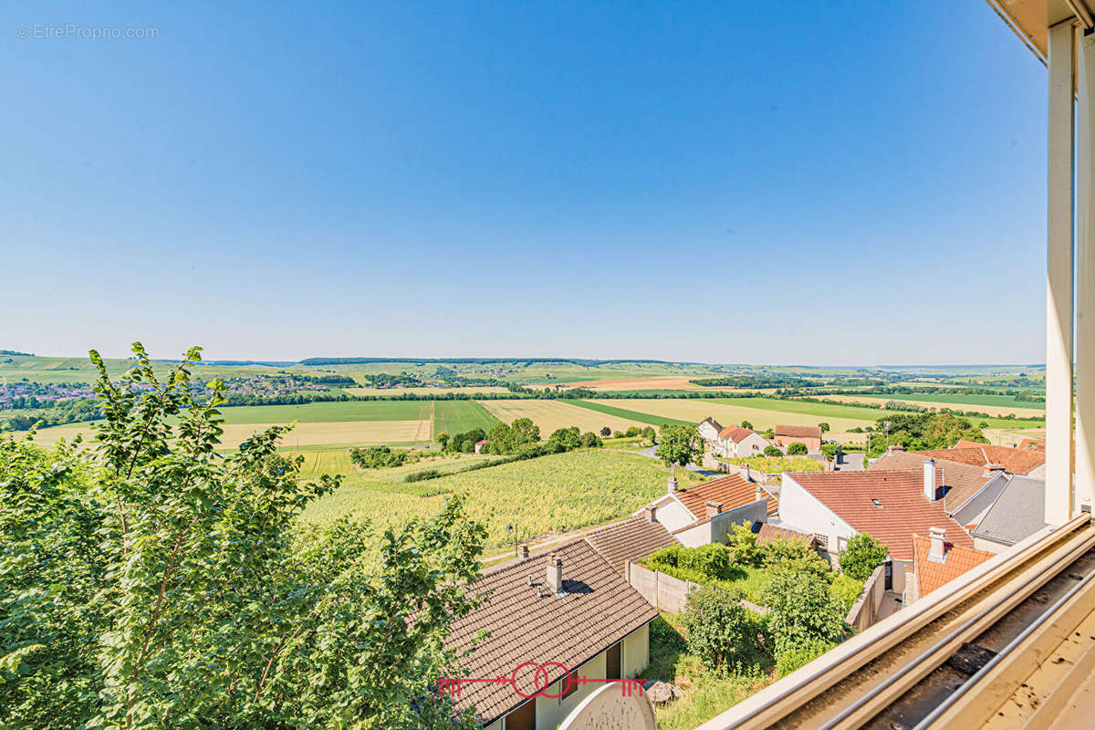 Maison à CHATILLON-SUR-MARNE