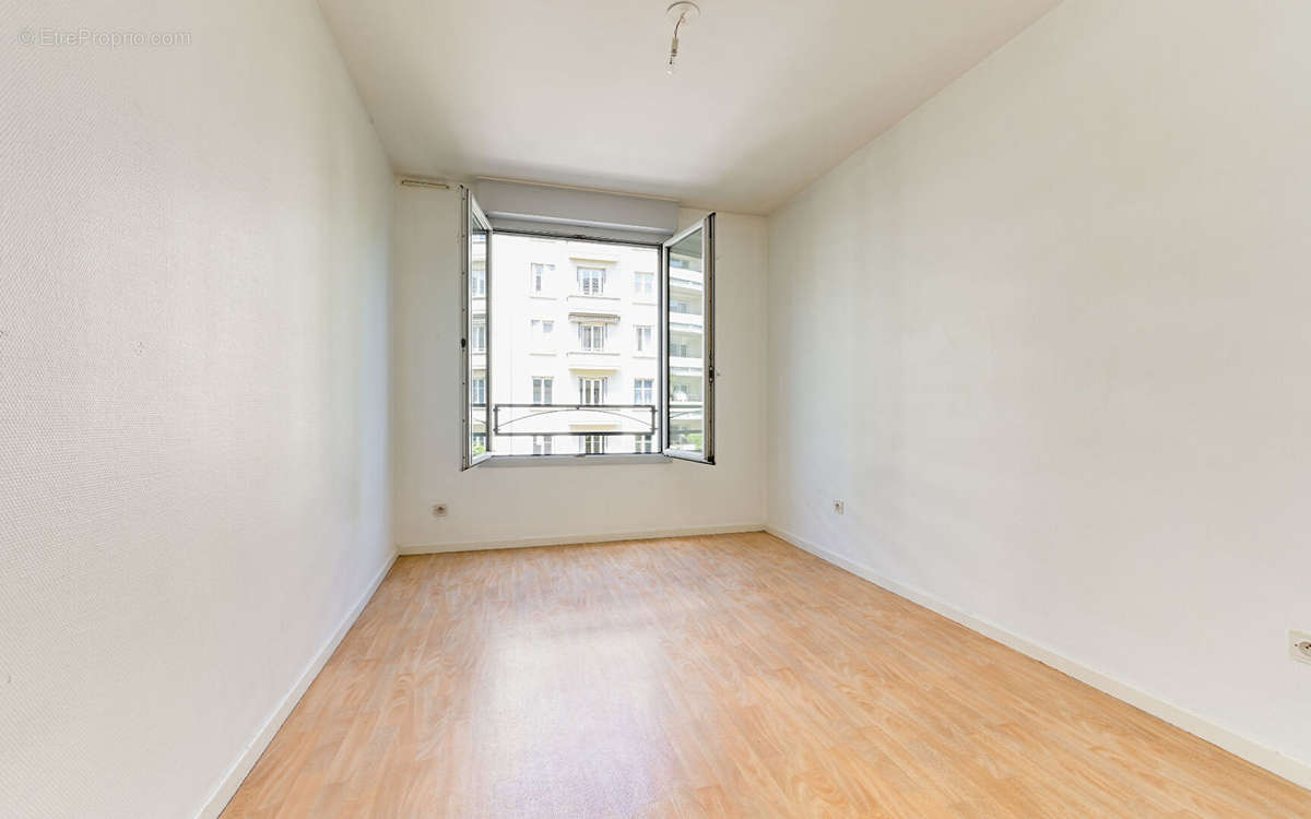 Appartement à LYON-8E