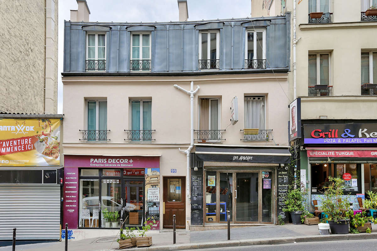 Appartement à PARIS-20E