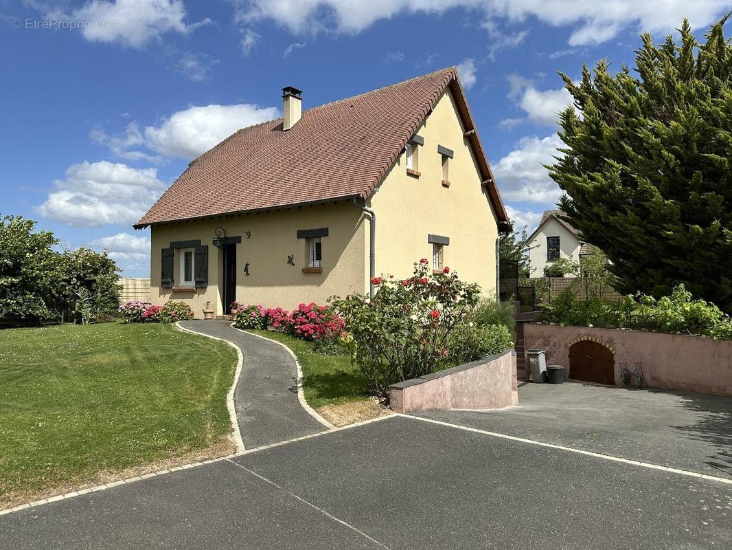 Maison à PACY-SUR-EURE