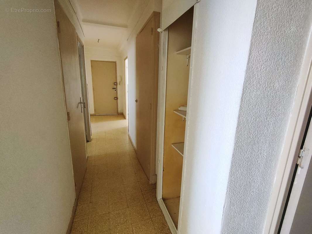 Appartement à BEZIERS