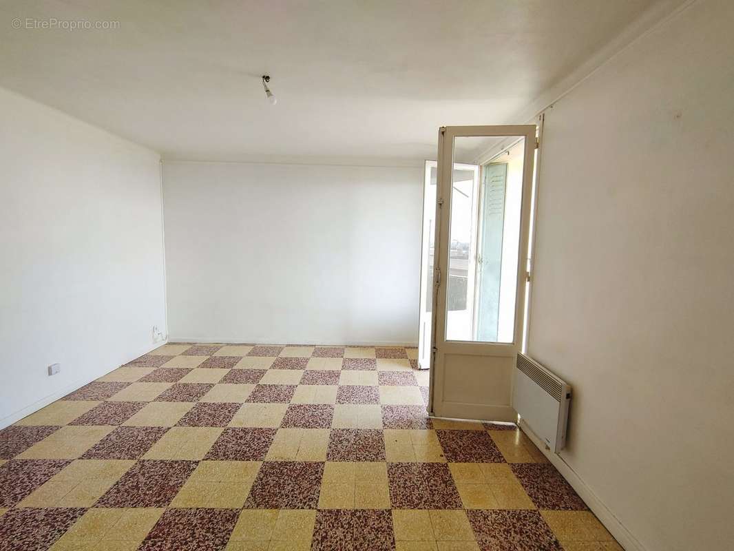 Appartement à BEZIERS