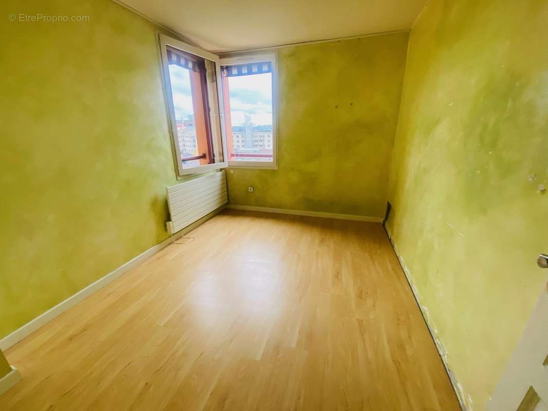 chambre 4 - Appartement à GAILLARD