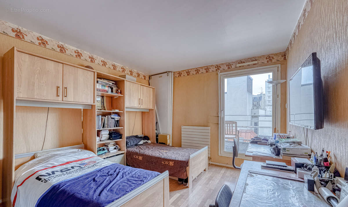 Appartement à PARIS-15E