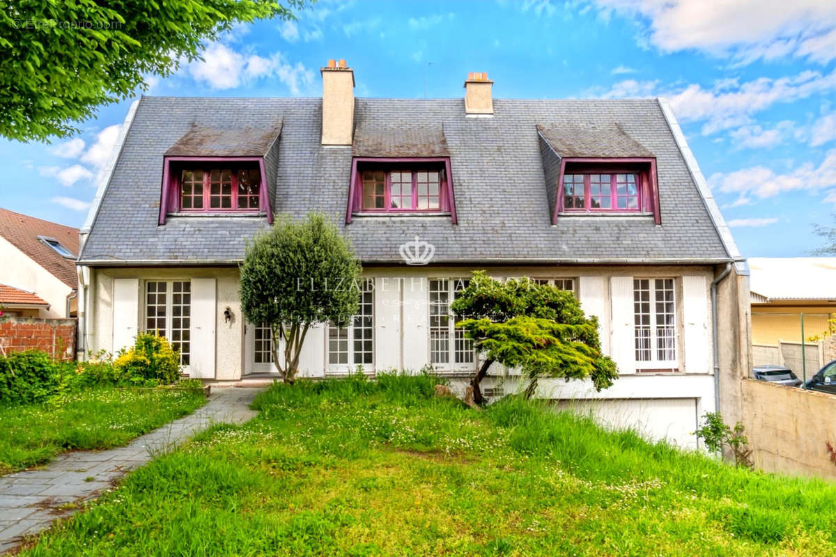 Maison à CHAMBOURCY