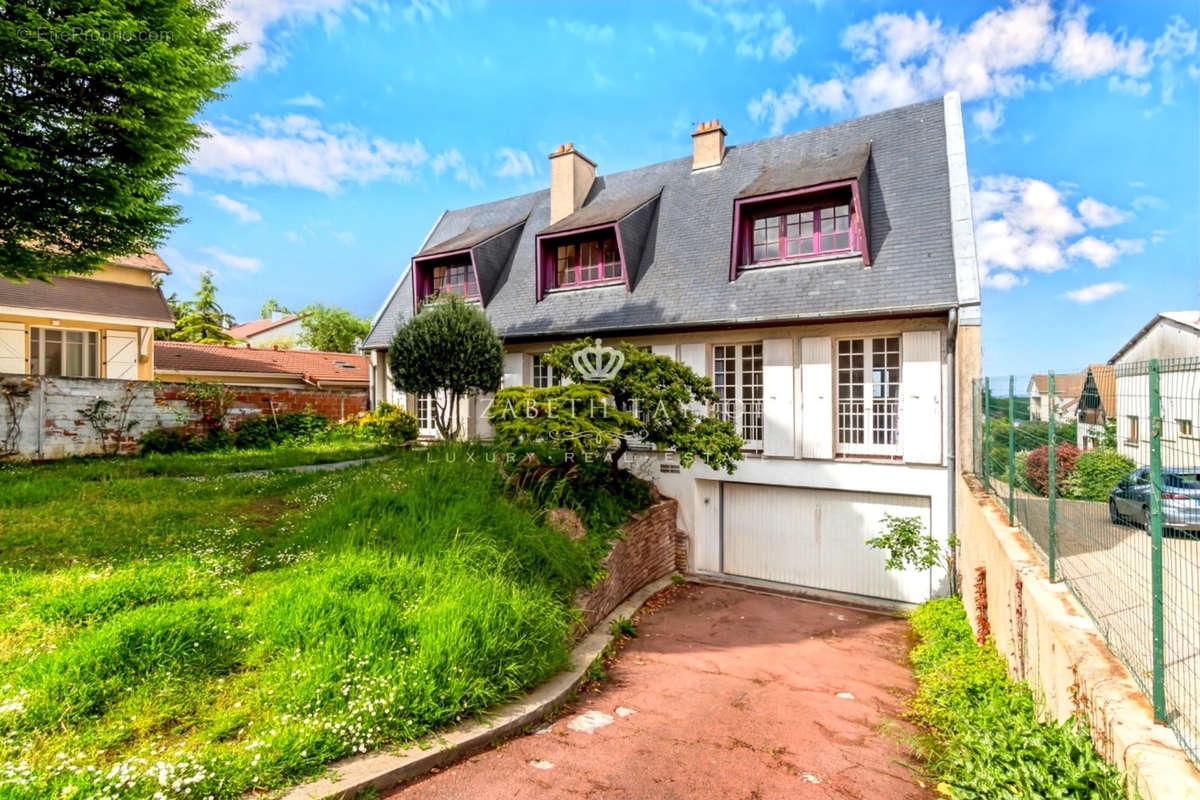 Maison à CHAMBOURCY