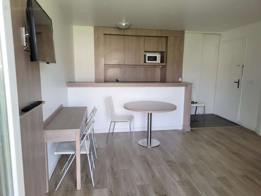 Appartement à ROISSY-EN-FRANCE