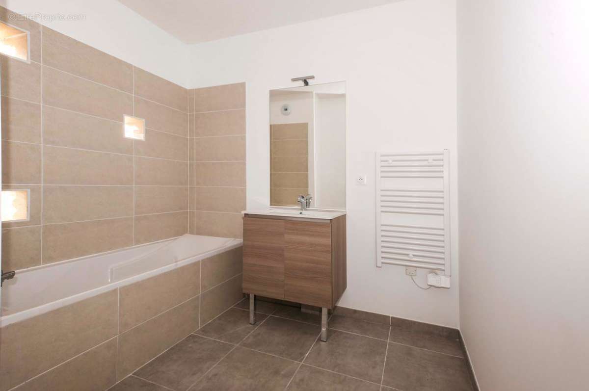 Appartement à MARSEILLE-10E