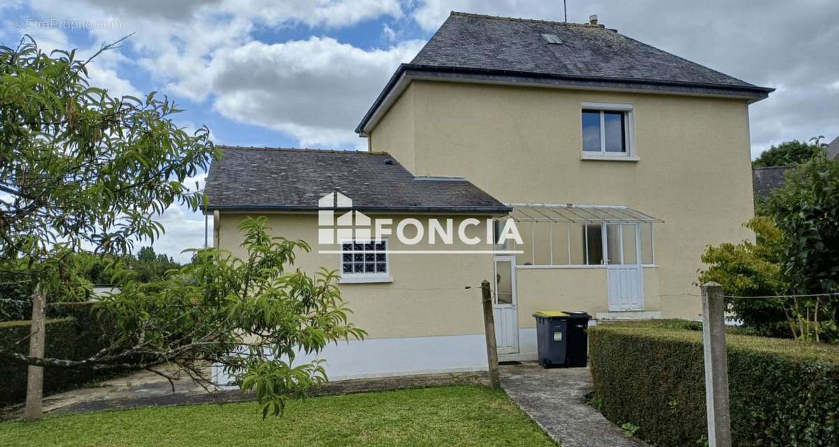 Maison à CHARTRES-DE-BRETAGNE