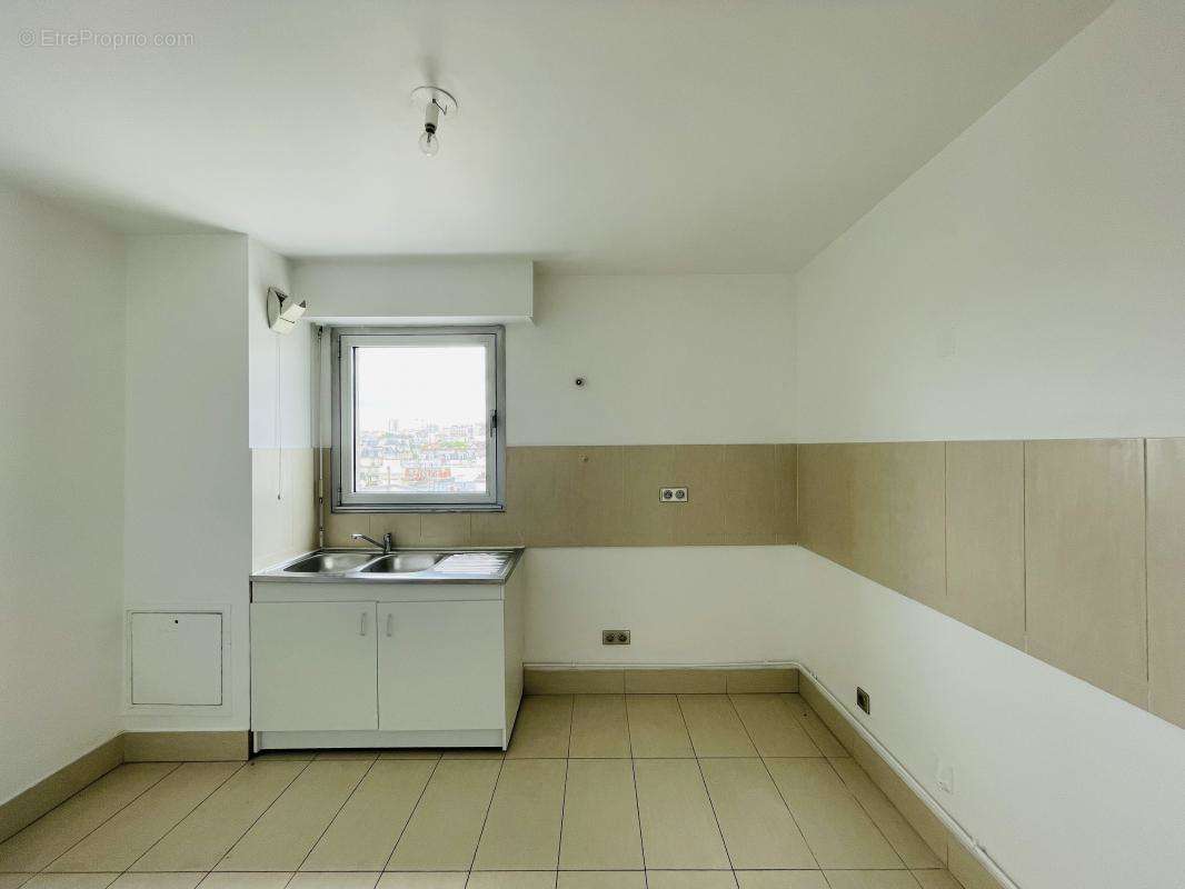 Appartement à PARIS-20E