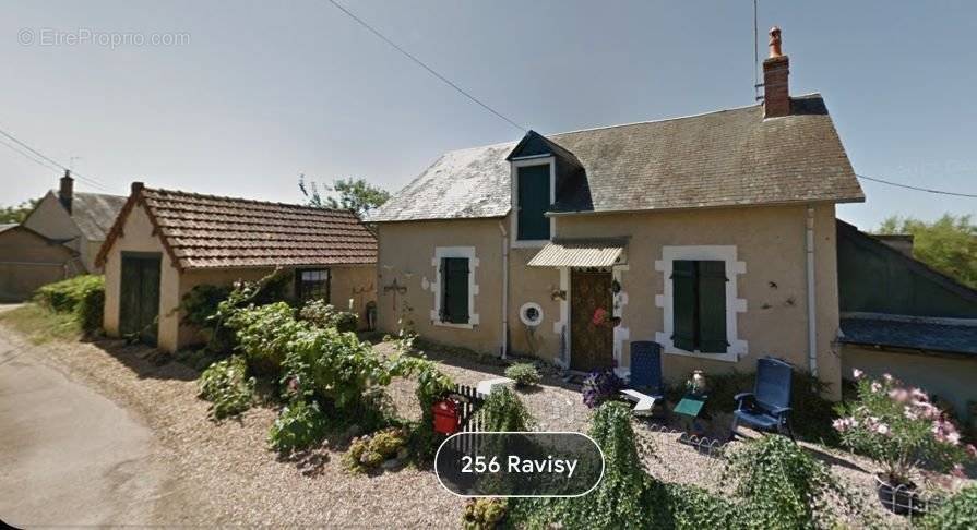 Maison à ALLUY