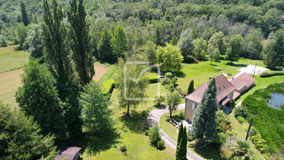 Maison à LE BUGUE