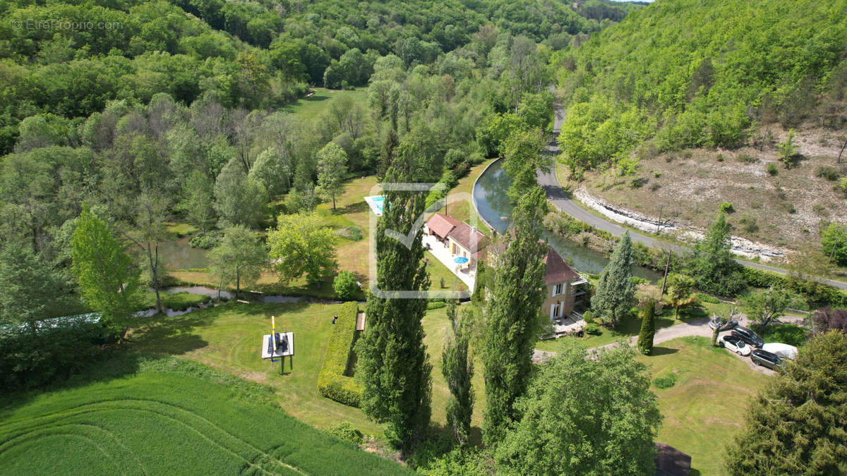 Maison à PAUNAT