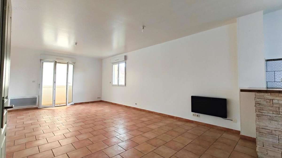 Appartement à VAIRES-SUR-MARNE