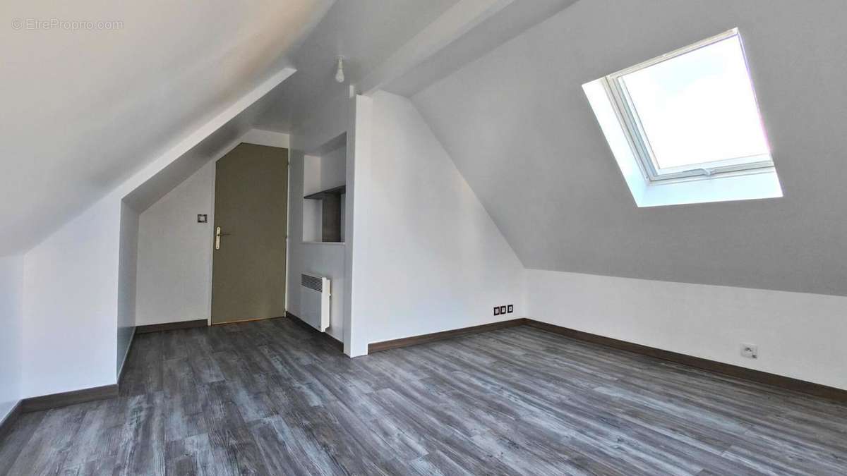 Appartement à VAIRES-SUR-MARNE