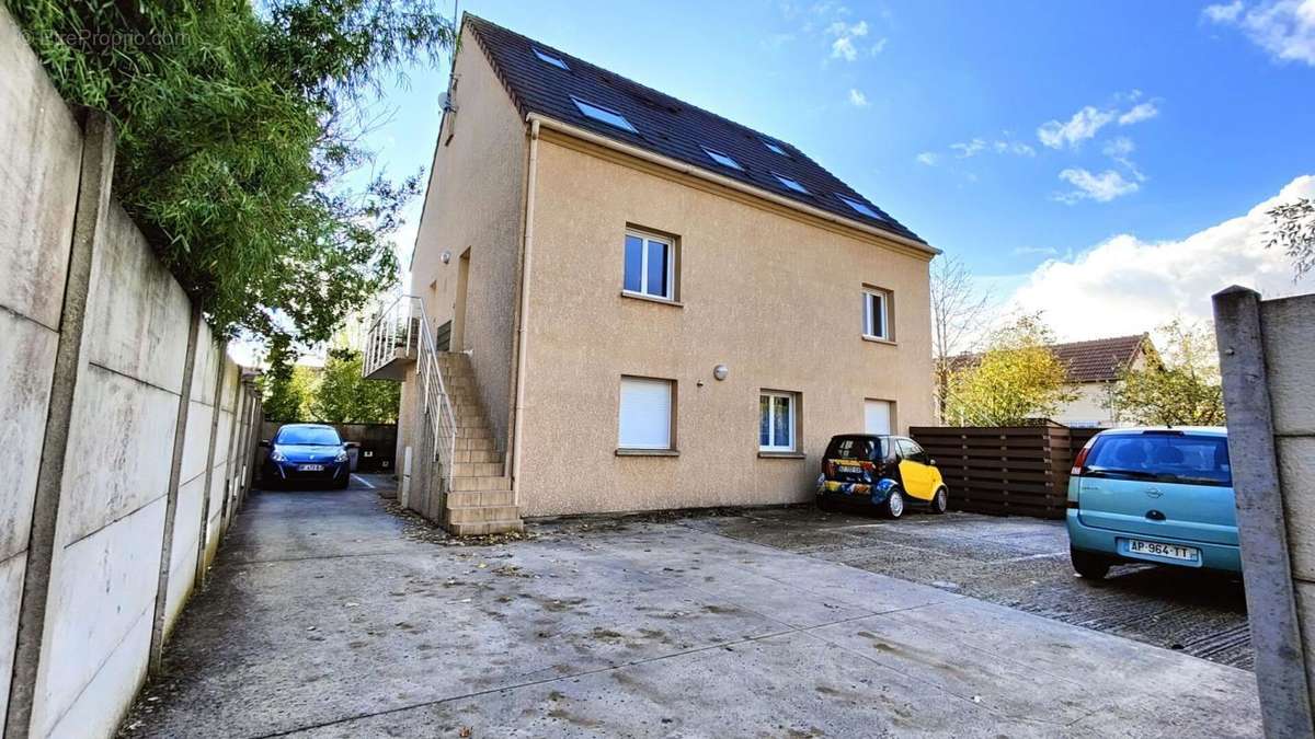 Appartement à VAIRES-SUR-MARNE