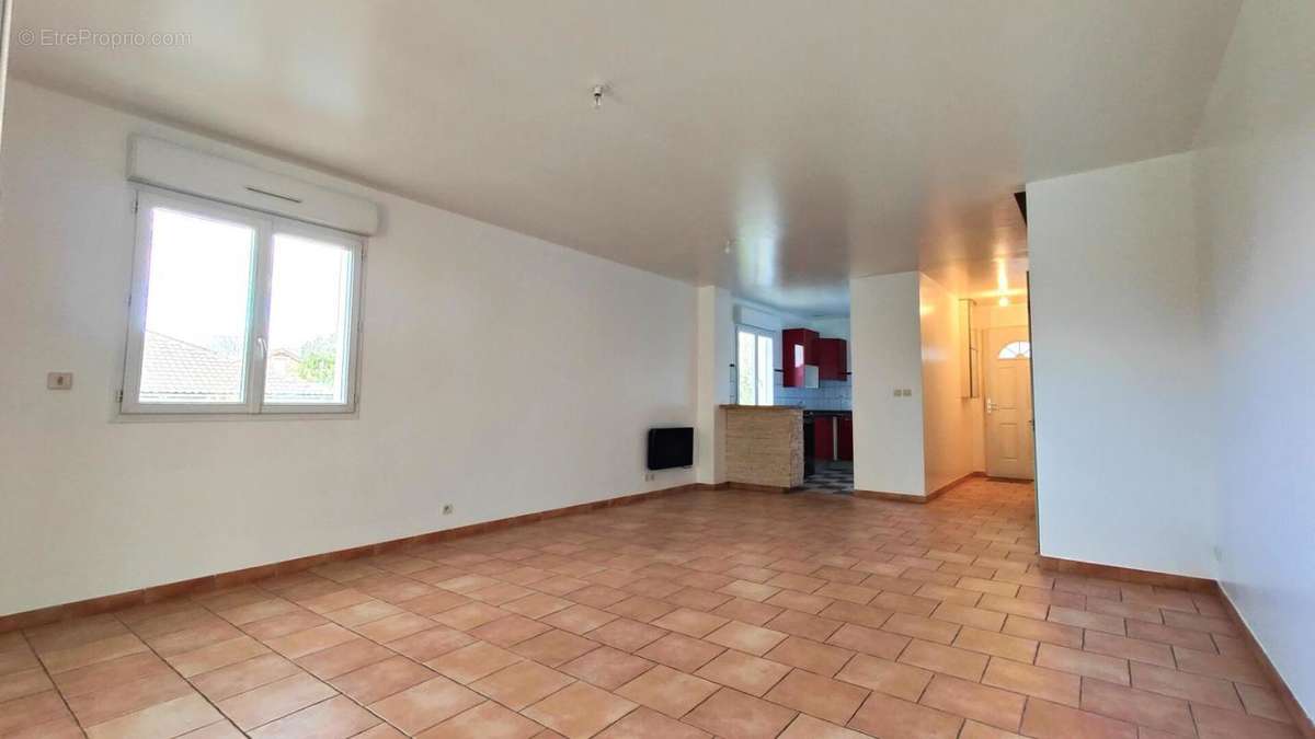 Appartement à VAIRES-SUR-MARNE