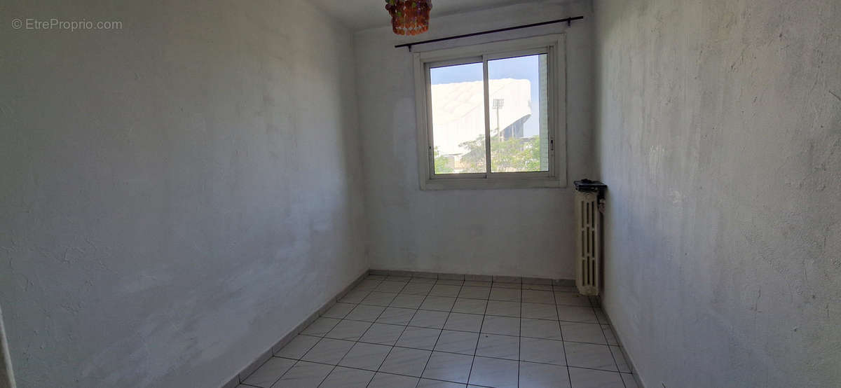 Appartement à MARSEILLE-9E