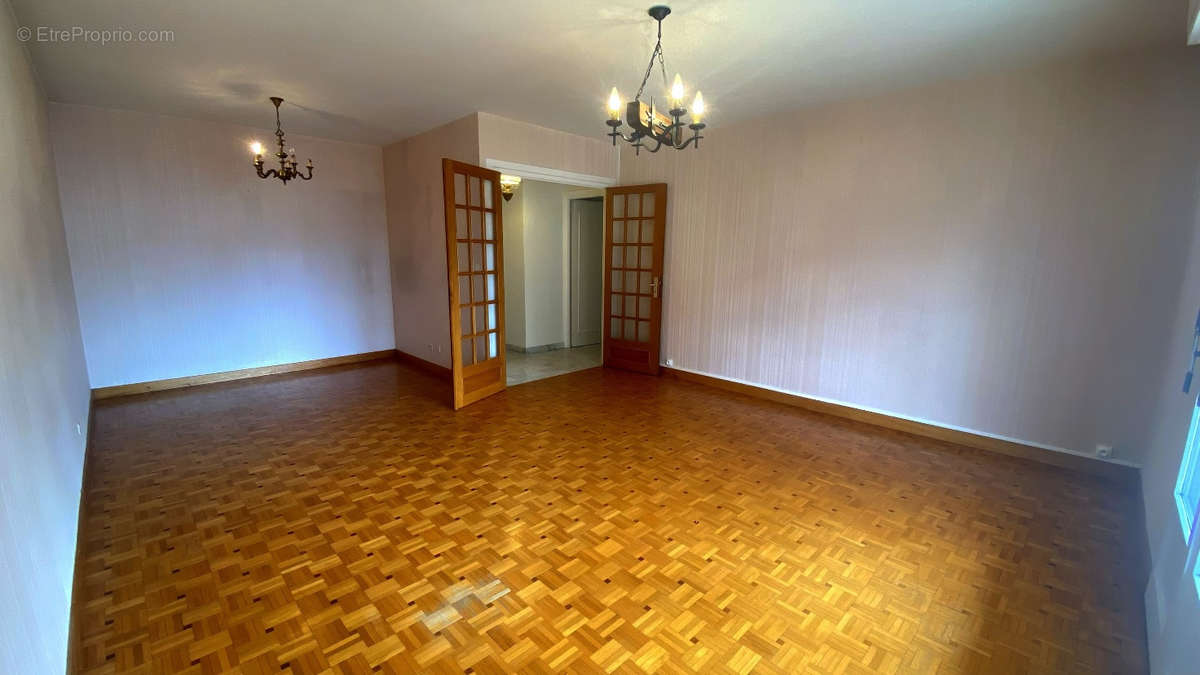 Appartement à AIX-LES-BAINS