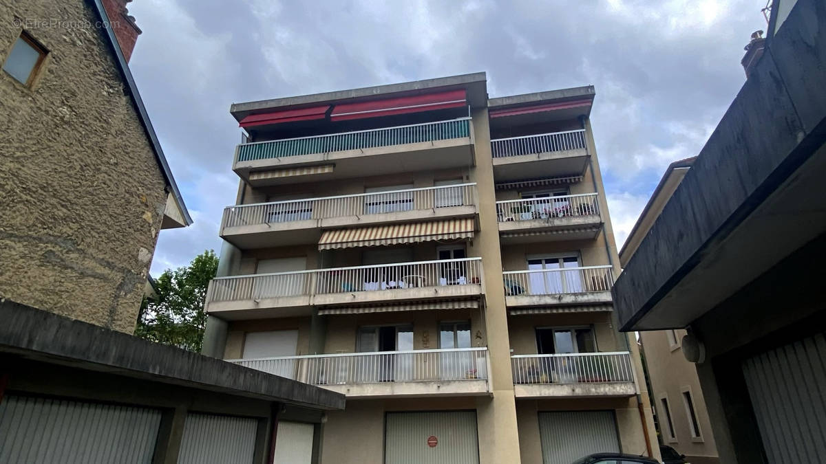 Appartement à AIX-LES-BAINS