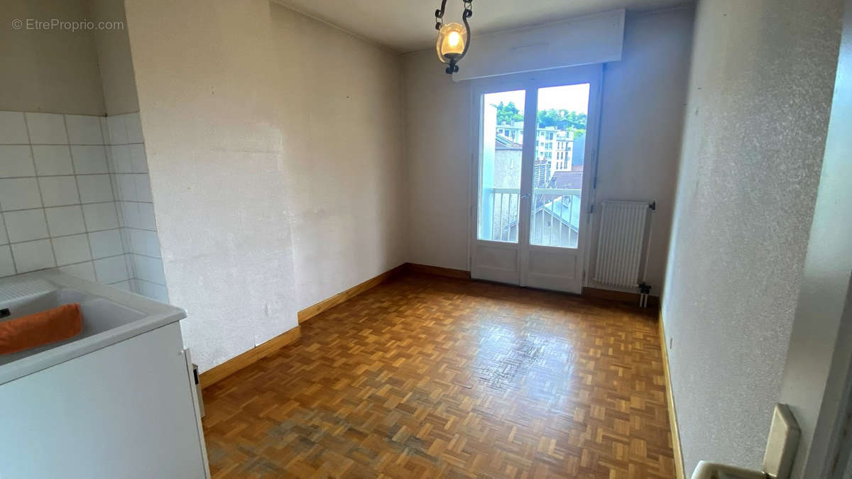 Appartement à AIX-LES-BAINS