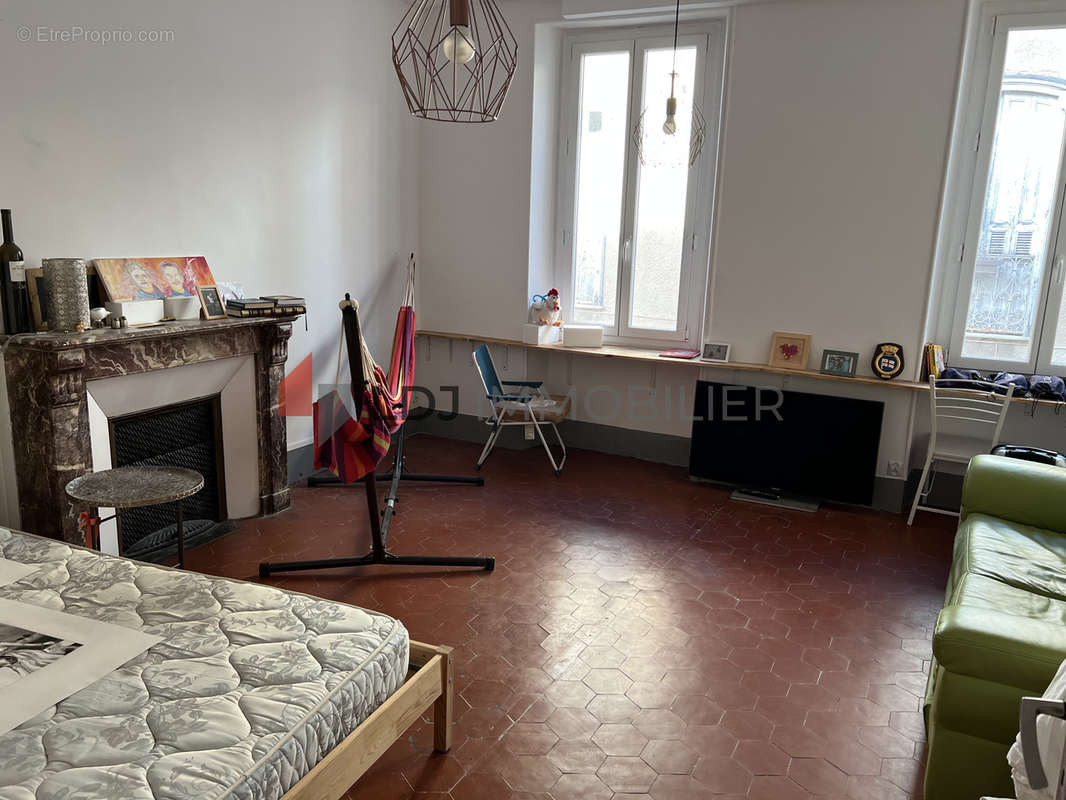 Appartement à SAINT-LAURENT-DE-CERDANS