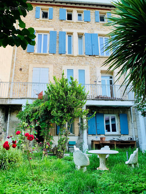 Appartement à SAINT-LAURENT-DE-CERDANS