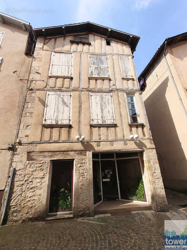 Maison à VILLEFRANCHE-DE-ROUERGUE