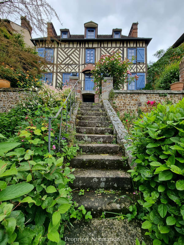 Maison à BERNAY