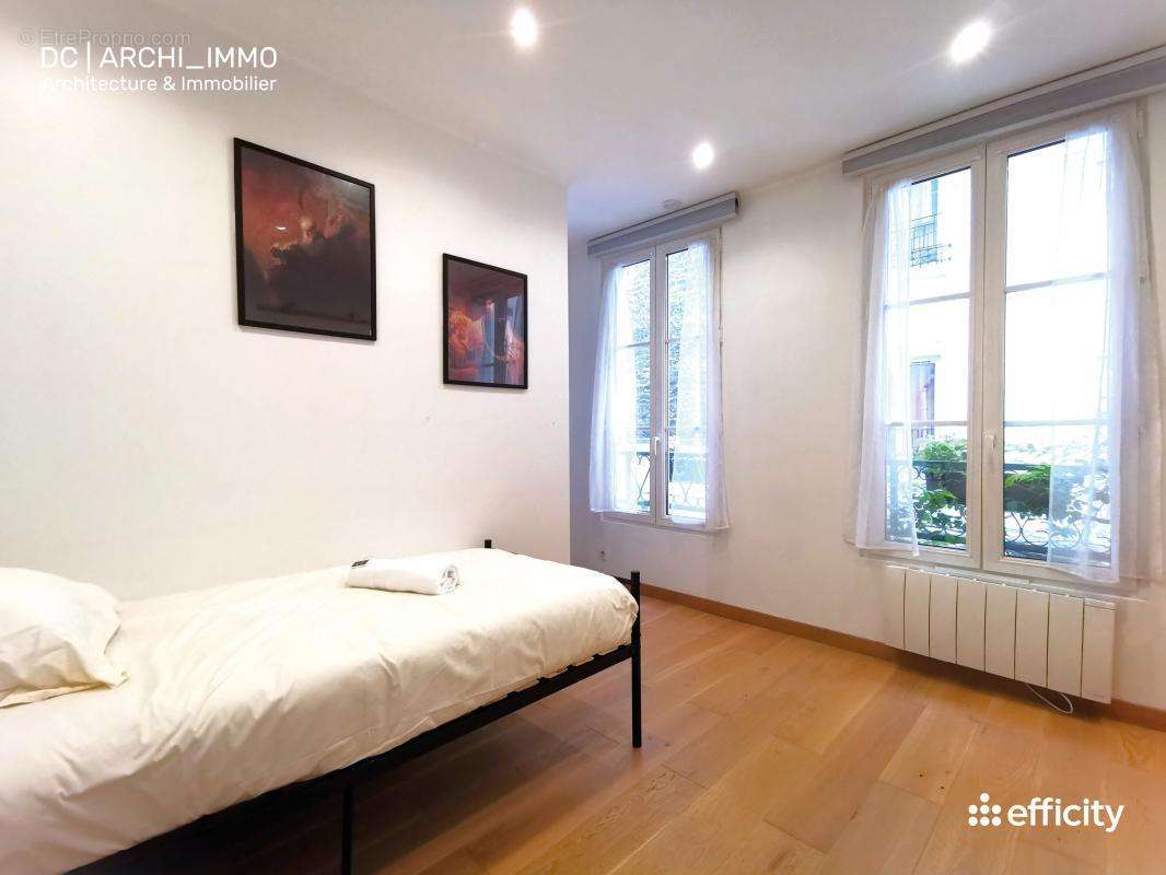 Appartement à PARIS-18E