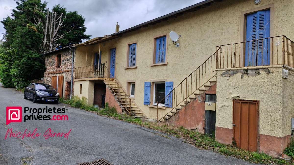 Maison à SAINT-CYR-DE-FAVIERES